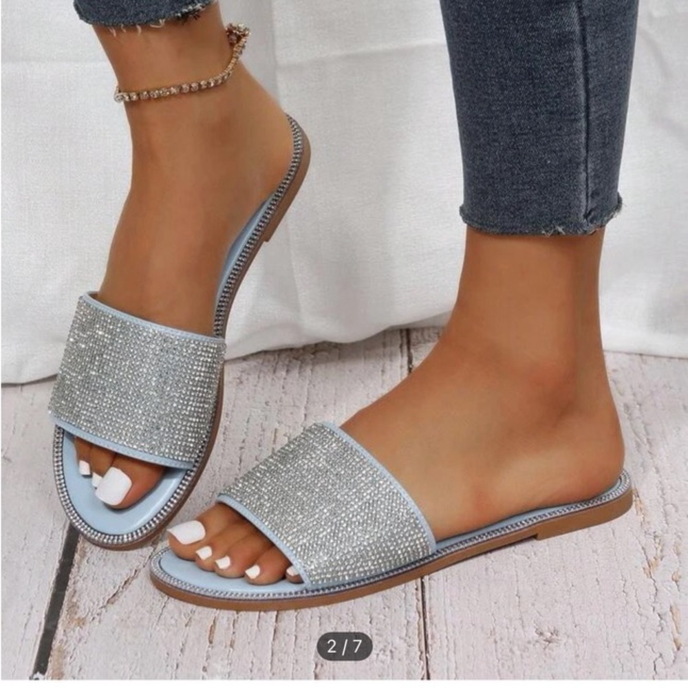 Cute SHEIN sandals!